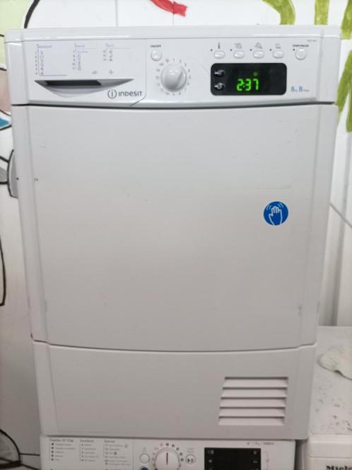 Indesit condensdroger 8 KG, Witgoed en Apparatuur, Wasdrogers, Zo goed als nieuw, Condens, 6 tot 8 kg, 85 tot 90 cm, Ophalen of Verzenden