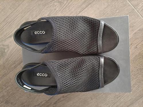 Ecco zwarte sandalen maat 40, Kleding | Dames, Schoenen, Zo goed als nieuw, Sandalen of Muiltjes, Zwart, Ophalen of Verzenden