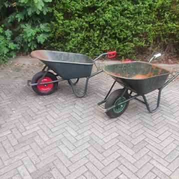 Kruiwagen te huur beschikbaar voor biedingen