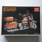 Harley Davidson 80'' Classic FLH  ACADEMY Minicraft 1/10, Hobby en Vrije tijd, Ophalen of Verzenden, 1:35 tot 1:50