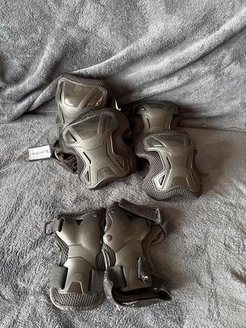 Beschermingsset Volwassenen maat L - Knie, Elleboog, Pols beschikbaar voor biedingen