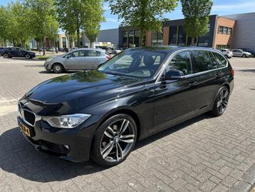 Bmw 3-serie Touring 320i High Executive LEER XENON NAVI PDC  beschikbaar voor biedingen