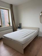 White IKEA Malm bed (140x200 cm) with matras, Huis en Inrichting, Ophalen, Zo goed als nieuw, Tweepersoons