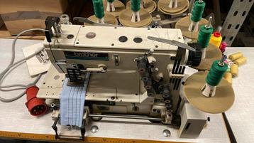 Partij naaimachine 11 stuks €2800 beschikbaar voor biedingen