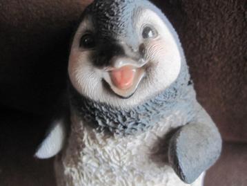 Kerst: Pinguin beeldje op pin beschikbaar voor biedingen