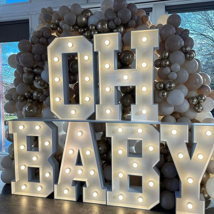 OH BABY LICHTLETTERS HUREN - BABYSHOWER, Hobby en Vrije tijd, Feestartikelen, Gebruikt, Versiering, Geboorte of Huwelijk, Ophalen