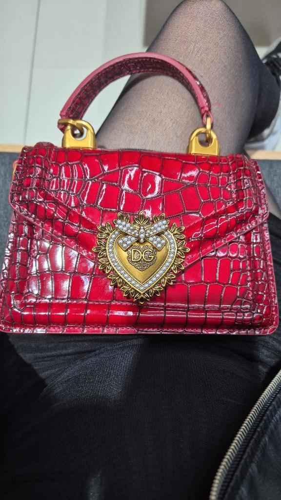 Dolce & Gabbana devotion small bag, Sieraden, Tassen en Uiterlijk, Tassen | Damestassen, Nieuw, Handtas, Rood, Ophalen of Verzenden