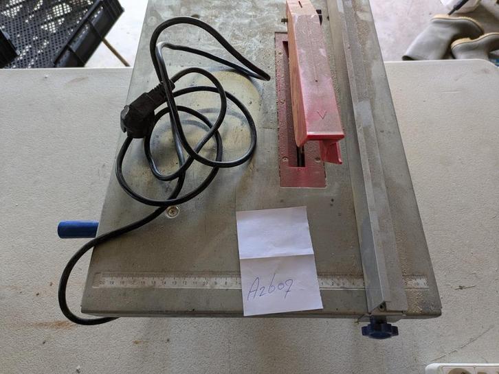 tafelcirkelzaag klein, Doe-het-zelf en Verbouw, Gereedschap | Zaagmachines, Gebruikt, Cirkelzaag, 1200 watt of meer, 30 tot 70 mm