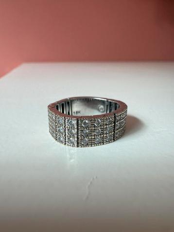 18k Witgouden ring met 51 diamantjes / goud beschikbaar voor biedingen