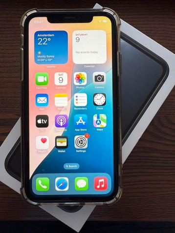 iPhone XR 128GB Zwart (met hoesje) beschikbaar voor biedingen