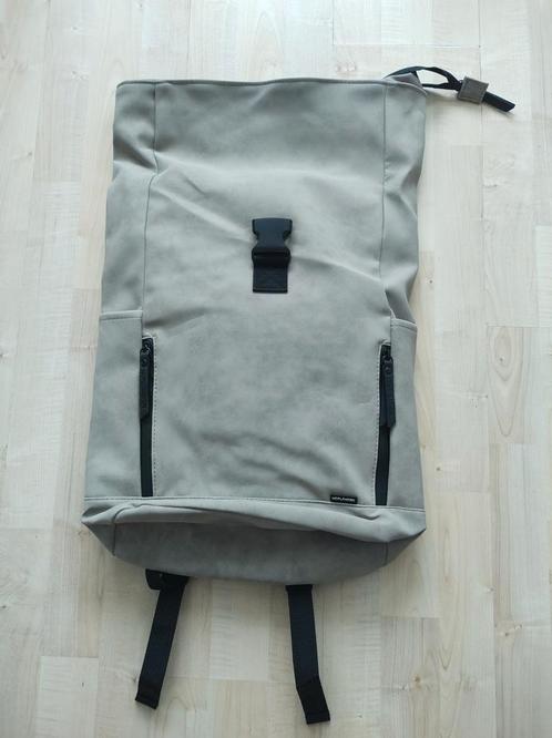 Fiets rugtas/rugzak Norlander nubuck rolltop taupe 24L, Sieraden, Tassen en Uiterlijk, Tassen | Rugtassen, Nieuw, Overige merken