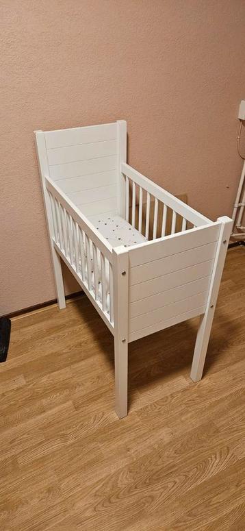 Wiegje + Matras - In Zeer Goede Staat! beschikbaar voor biedingen
