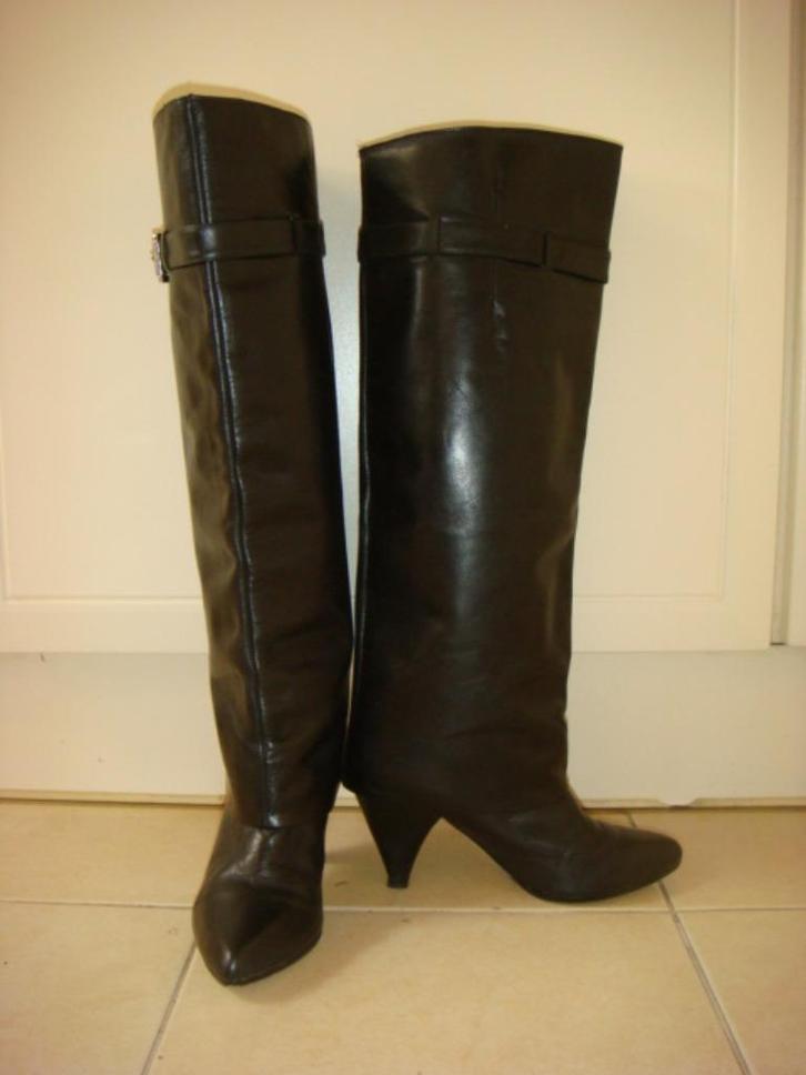MK Michael Kors laarzen maat 36 vintage laarzen met chaps, Kleding | Dames, Schoenen, Zo goed als nieuw, Hoge laarzen, Zwart, Verzenden