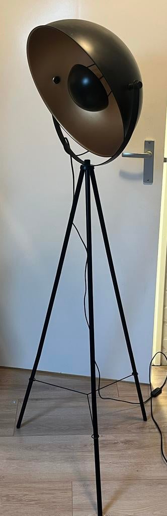 Stijlvolle vloerlamp met statief, Ophalen, Zo goed als nieuw, Metaal, 150 tot 200 cm