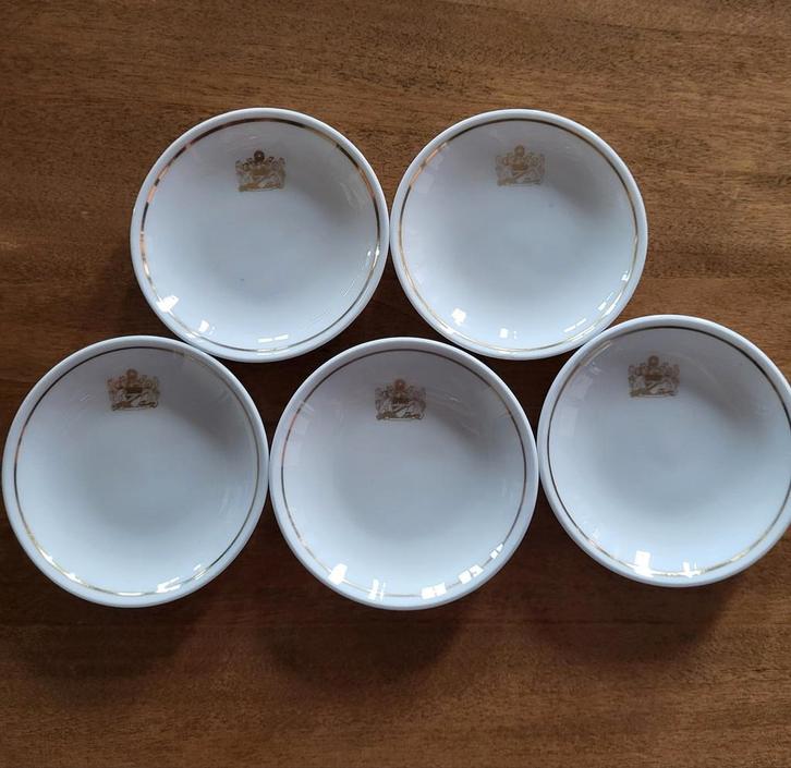 British Airways schoteltje-Royal Doulton by Anno Toen, Verzamelen, Porselein, Kristal en Bestek, Zo goed als nieuw, Kop en/of schotel