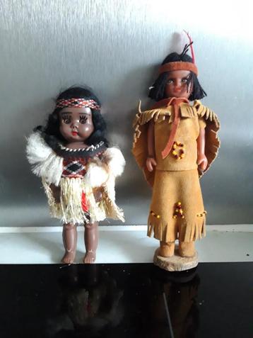 Vintage Maori poppetje en indianen poppetje samen €17,50 beschikbaar voor biedingen