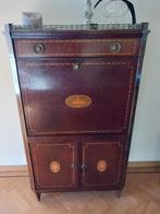 Louis Seize Secretaire, Ophalen