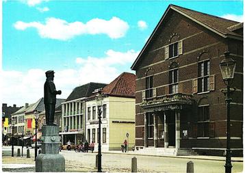 806111	Weert	Jr 60 70 Limburg	Gemeentehuis	Nette oude kaart  beschikbaar voor biedingen