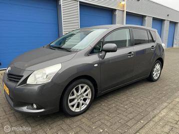 Toyota Verso 1.8 VVT-i Business AUT | Pano | Keyless beschikbaar voor biedingen