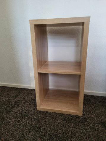 Vakkenkast, 2 vaks, nette staat beschikbaar voor biedingen