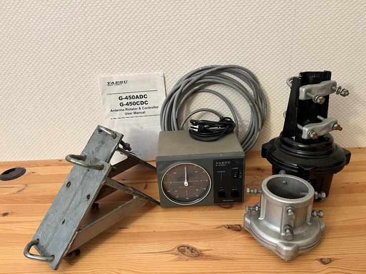 YAESU G-450CDC Rotor, lager GS-065  25m. kabel , 2 platforms, Telecommunicatie, Zenders en Ontvangers, Gebruikt, Zender en Ontvanger
