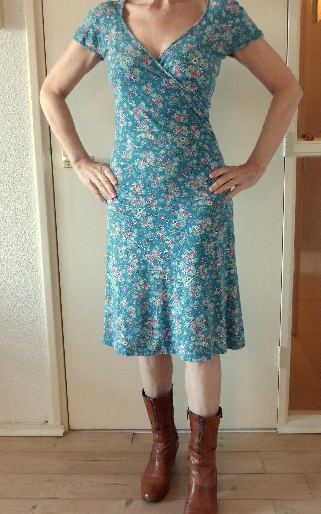 Leuke King Louie jurk , maat 36, Kleding | Dames, Jurken, Gedragen, Maat 36 (S), Blauw, Knielengte, Ophalen of Verzenden