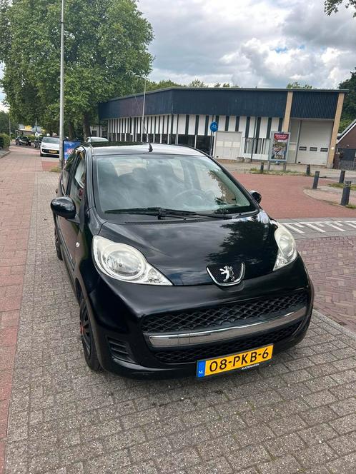 Peugeot 107 1.0 12V 5DR 2011 Zwart, Auto's, Peugeot, Particulier, Airconditioning, Centrale vergrendeling, Elektrische ramen, Radio