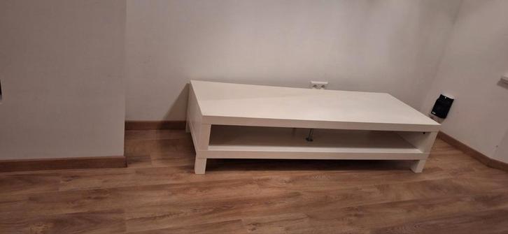 Ikea TV Meubel - 150x60 cm, Huis en Inrichting, Kasten | Televisiemeubels, Ophalen