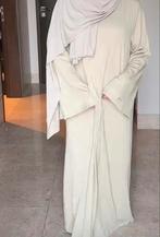 Essential jersey dress short, Kleding | Dames, Gelegenheidskleding, Overige typen, Overige kleuren, Verzenden, Maat 46/48 (XL) of groter