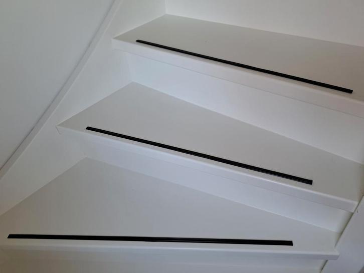Origineel mooi antislipstrip rubber trapprofiel rubber, Doe-het-zelf en Verbouw, Overige Doe-het-zelf en Verbouw, Nieuw, Ophalen of Verzenden