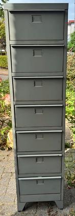 Woood Max lockerkast / archiefkast, grijs, 7 klep lades, Ophalen, Minder dan 50 cm, Gebruikt, Meerdere deuren