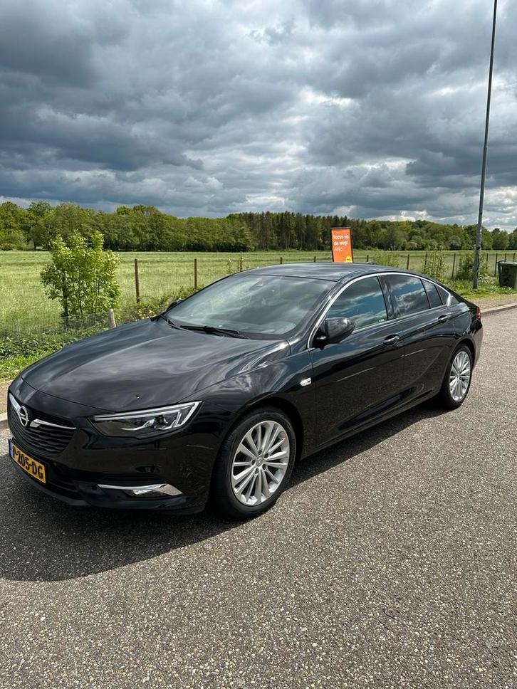 Opel Insignia 1.5 Turbo 165pk Start/stop Aut 2017 Zwart/ NAP, Auto's, Opel, Particulier, Insignia, 360° camera, ABS, Achteruitrijcamera