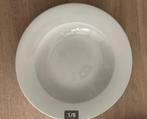 Compleet Churchill borden servies  serie naam profile, Ophalen of Verzenden, Zo goed als nieuw, Bord(en), Effen
