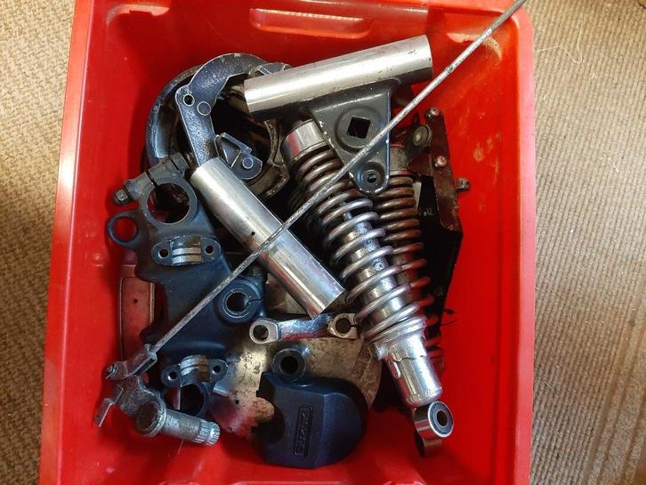 Te koop, Motoren, Onderdelen | Suzuki, Gebruikt, Ophalen