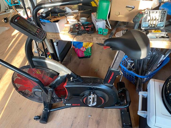 Fitbike The Beast Airbike, Sport en Fitness, Fitnessapparatuur, Zo goed als nieuw, Airbike, Armen, Metaal, Ophalen