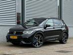 Volkswagen Tiguan R 2.0 235KW DSG 2021 Zwart LEER|PANO|AKRA, Auto's, Volkswagen, Automaat, 4 cilinders, 1984 cc, 320 pk