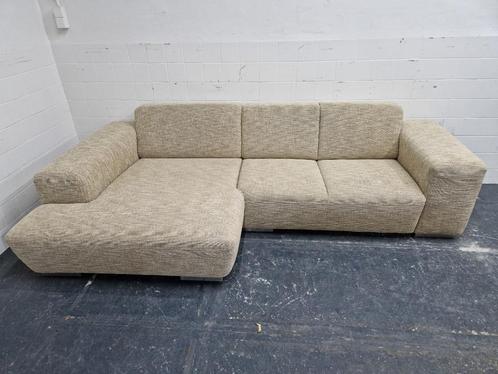 Bank met longchair / hoekbank in beige weefstof, Huis en Inrichting, Banken | Bankstellen, Gebruikt, Hoekbank, 250 tot 300 cm