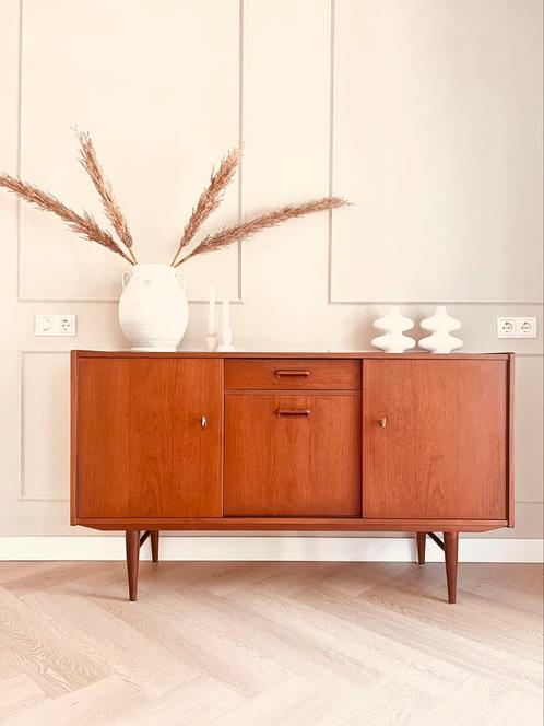 ~ Vintage dressoir lowboard kast Deens teak jaren ‘60 retro, Huis en Inrichting, Kasten | Dressoirs, 150 tot 200 cm, 25 tot 50 cm