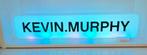 Kevin Murphy Prof. Logo-Lightbox, Ophalen, Led-lamp, Minder dan 30 watt, Soft of Flame
