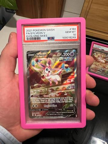 PSA 10 Sylveon V #184 Evolving Skies beschikbaar voor biedingen