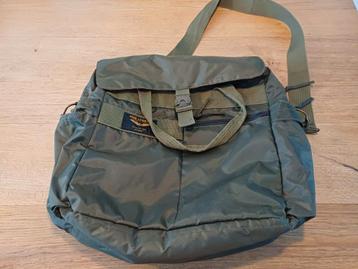 PME LEGEND pilotentas schoudertas z.g.a.n.! beschikbaar voor biedingen