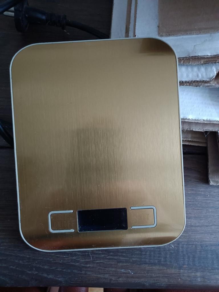 Mooie kleine weegschaal, Witgoed en Apparatuur, Weegschalen, Ophalen of Verzenden, 1 tot 500 gram, Keukenweegschaal, Minder dan 10 kg