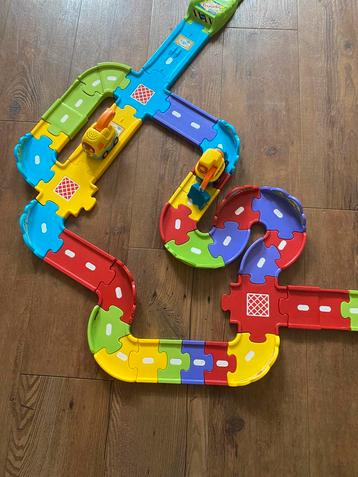 Vtech toettoet autobaan met 4 auto’s beschikbaar voor biedingen