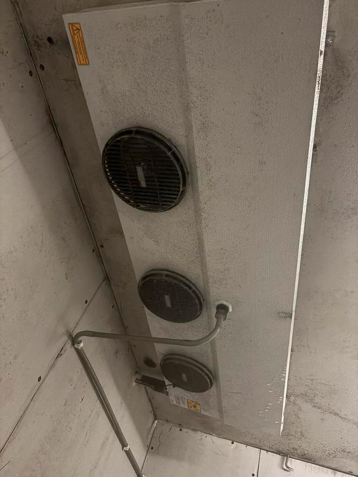 Gratis Koelcel - Horeca, Zakelijke goederen, Horeca | Keukenapparatuur, Koelen en Vriezen, Gebruikt, Ophalen