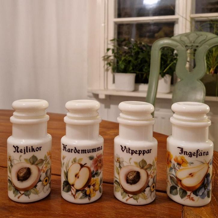 4 Kruidenpotjes Zweeds Fruit Pastelkleuren, Antiek en Kunst, Antiek | Keukenbenodigdheden, Ophalen of Verzenden