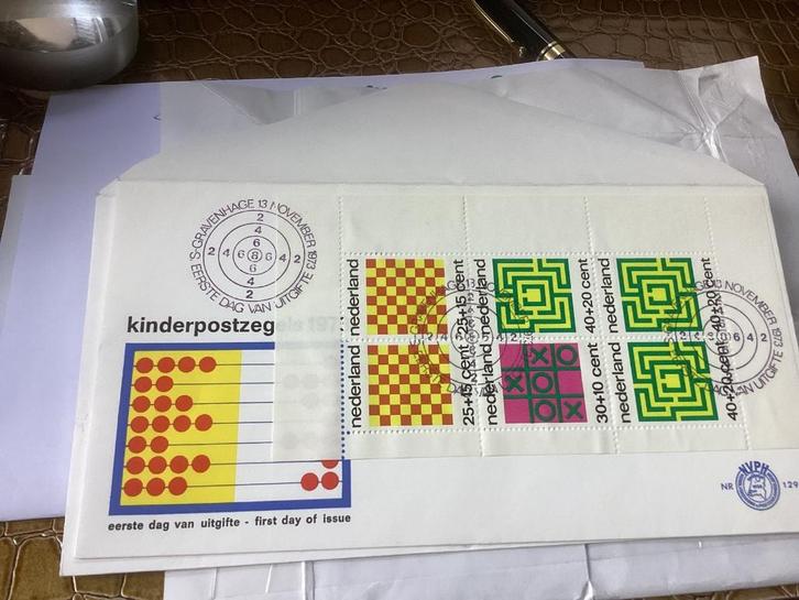 No4718 E129a kindervel ander geplakt Heb ook van Nederland, Postzegels en Munten, Postzegels | Eerstedagenveloppen, Onbeschreven