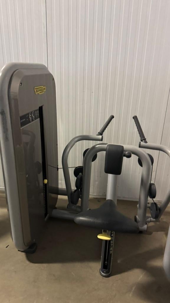 Technogym element krachtapparatuur, Sport en Fitness, Ophalen, Overige materialen, Gebruikt, Krachtstation