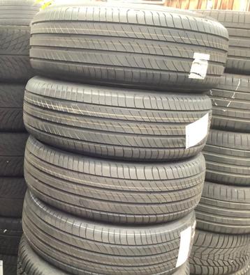  4 nieuwe banden Michelin Primacy 4 - 235 60 17 102V beschikbaar voor biedingen