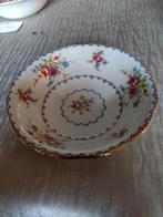 Royal Albert Schaaltje, PETIT POINT FRUIT LUIER, Ophalen of Verzenden