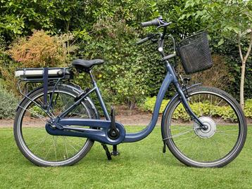 Bijna nieuwe Batavus Entree e-go frame 44 cm met nieuwe bat. beschikbaar voor biedingen